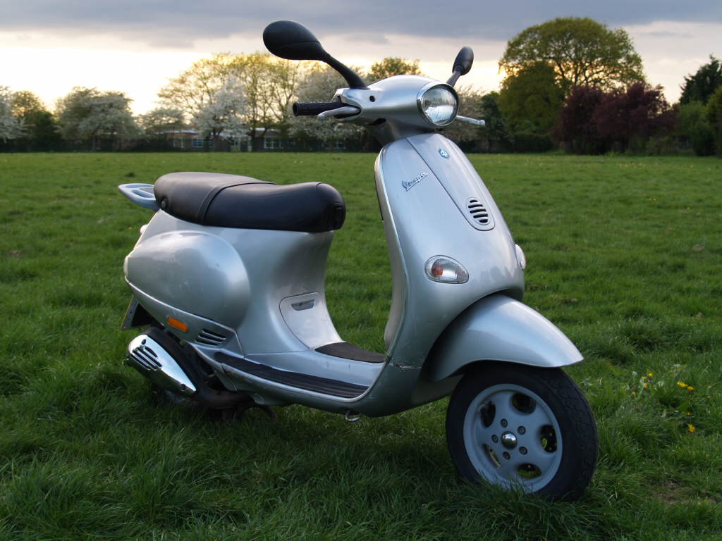 Vespa ET4 50
